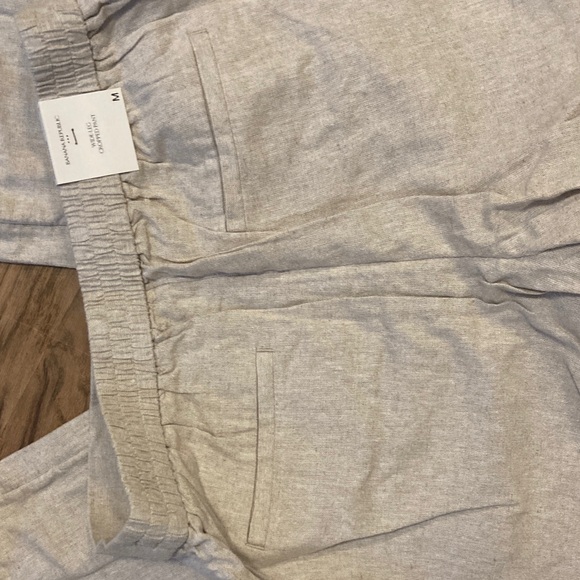 Banana Republic Linen Wide-Leg Cropped Pants - Cream - Picture 5 of 7
